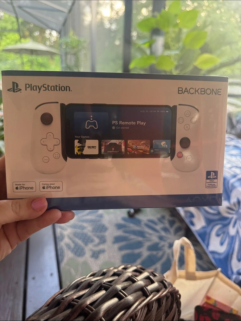 Backbone Mobile Controller for iPhone - White (PlayStation Compatible)